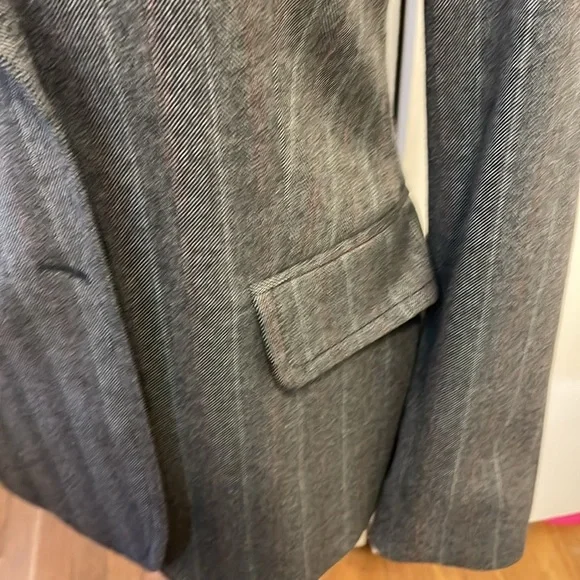 Ladies jacket - Picture 3 of 7